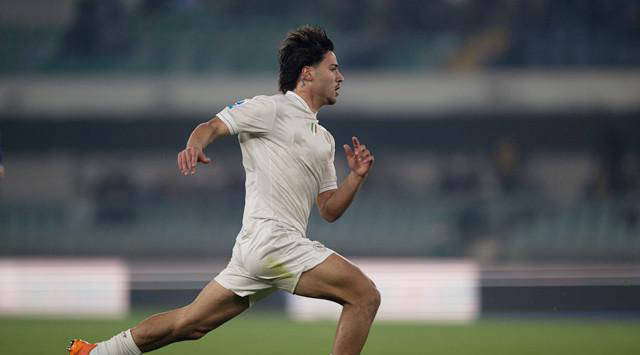 意甲焦点战：那不勒斯主场迎战都灵，谁能延续强势？